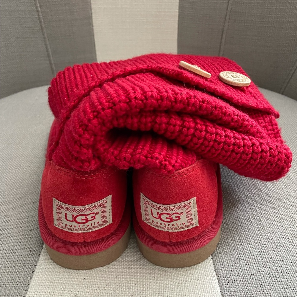 Girls size 4 Knit UGG Boots - Picture 3 of 6